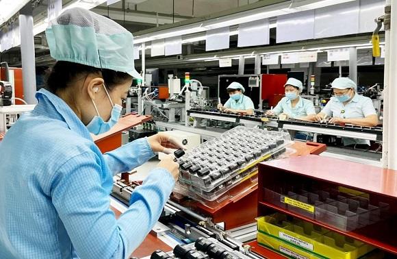 Bình Dương: Kinh tế, xã hội tiếp tục xu hướng tăng trưởng “quý sau tốt...
