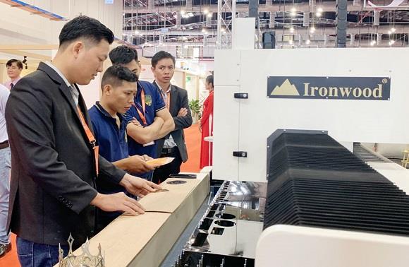 DOANH NGHIỆP NỔ LỰC LẤY LẠI ĐÀ TĂNG TRƯỞNG